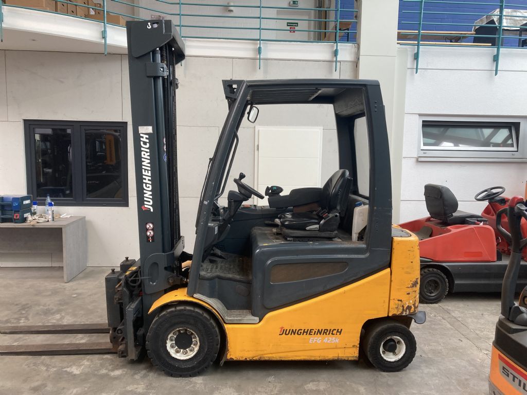 Jungheinrich-EFG 425 / Batt. 2020 -Electric 4-wheel forklift-www.forkliftcenter-bremen.de