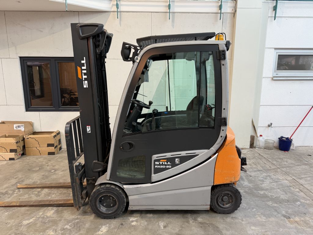 Still-RX 20-20 P E3 / Kabine / 3785 Std.-Elektro 4 Rad-Stapler-www.forkliftcenter-bremen.de