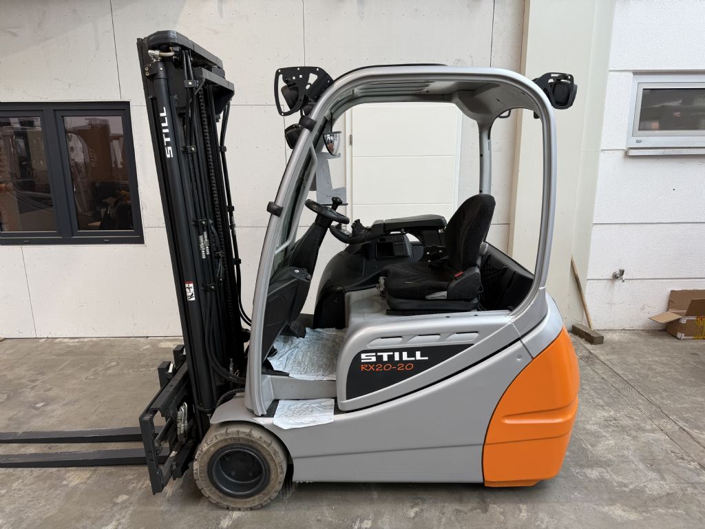 Still-RX 20-20 / 4330 Std. -Elektro 3 Rad-Stapler-www.forkliftcenter-bremen.de