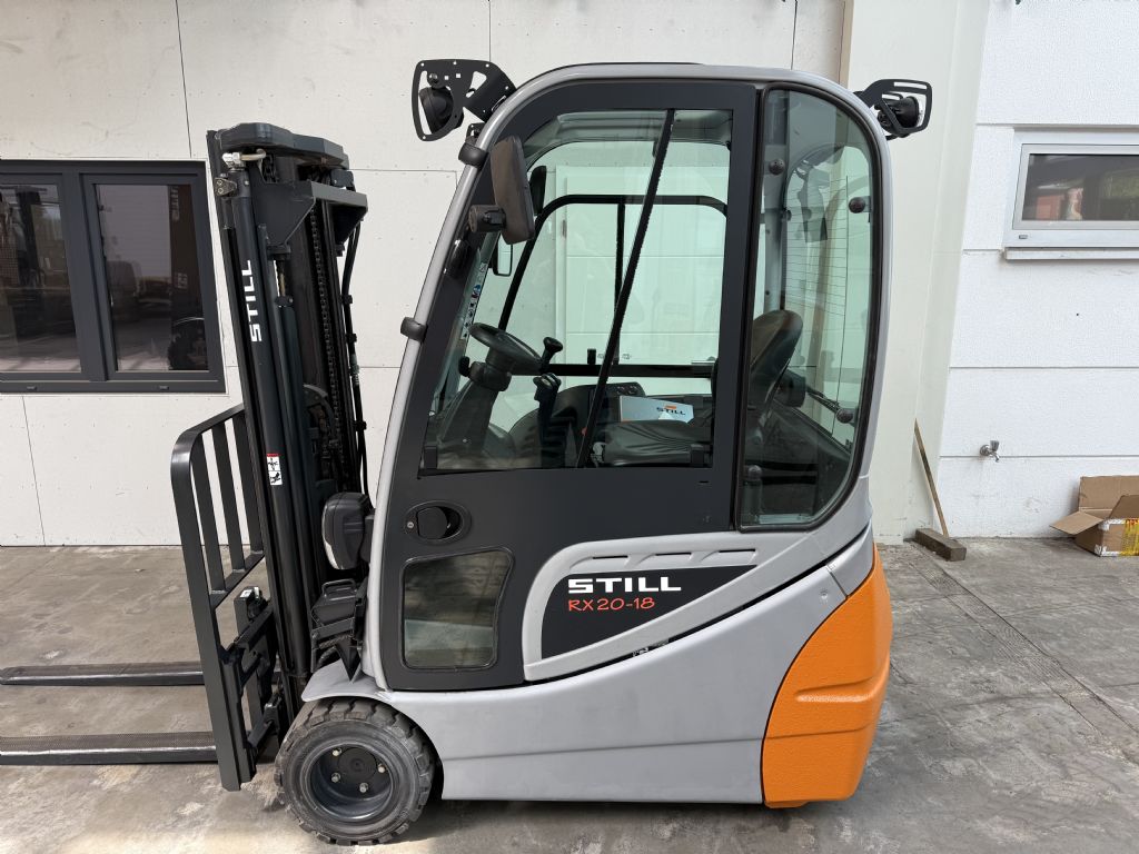 Still-RX 20-18 / Kabine / 2260 Std. -Electric 3-wheel forklift-www.forkliftcenter-bremen.de