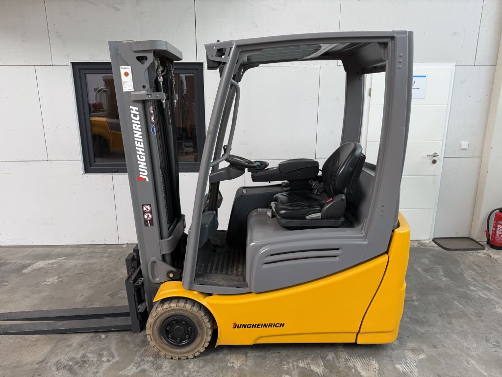 Jungheinrich-EFG 216 k / 2127 Std. -Electric 3-wheel forklift-www.forkliftcenter-bremen.de