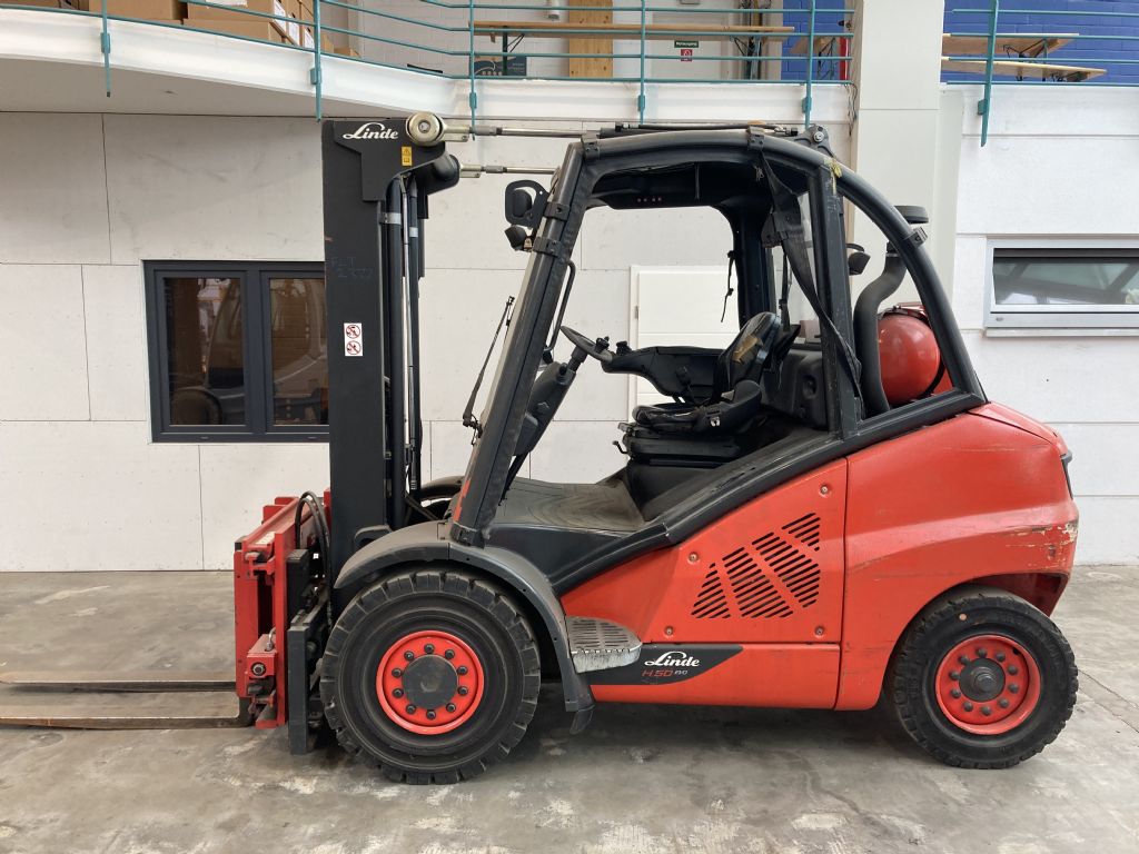 Linde-H 50 T / 4702 Std. -Treibgasstapler-www.forkliftcenter-bremen.de