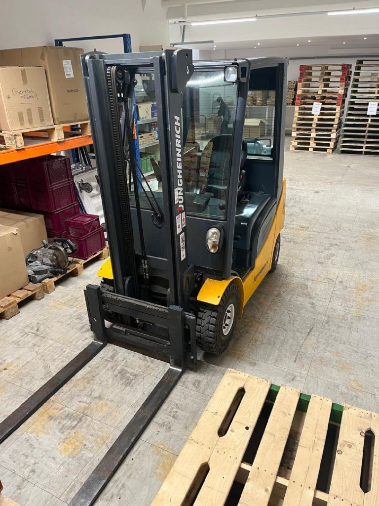 Jungheinrich TFG 316S Treibgasstapler www.maier-freese.de