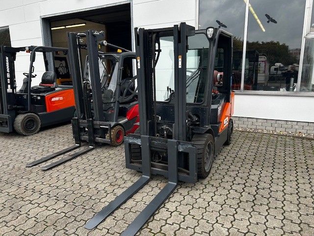 Doosan G33-7 Treibgasstapler www.maier-freese.de Doosan G33-7 Treibgasstapler www.maier-freese.de