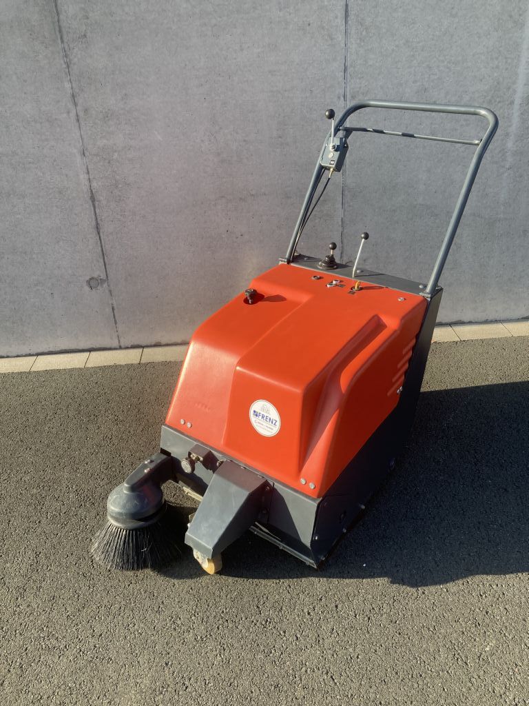 Hako-Hamster 600E-Kehrsaugmaschine-www.frenz-gabelstapler.de Hako-Hamster 600E-Kehrsaugmaschine-www.frenz-gabelstapler.de