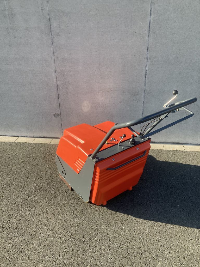 Hako-Hamster 600E-Kehrsaugmaschine-www.frenz-gabelstapler.de Hako-Hamster 600E-Kehrsaugmaschine-www.frenz-gabelstapler.de