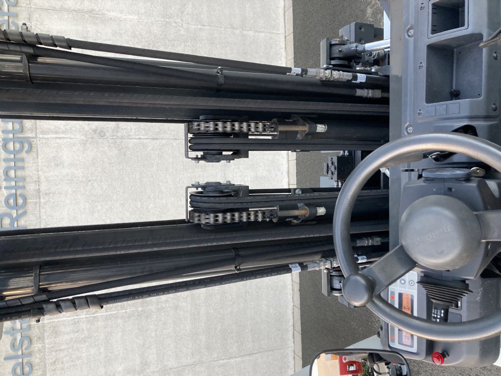 UniCarriers-UG1D2A32LQ-Treibgasstapler-www.frenz-gabelstapler.de UniCarriers-UG1D2A32LQ-Treibgasstapler-www.frenz-gabelstapler.de