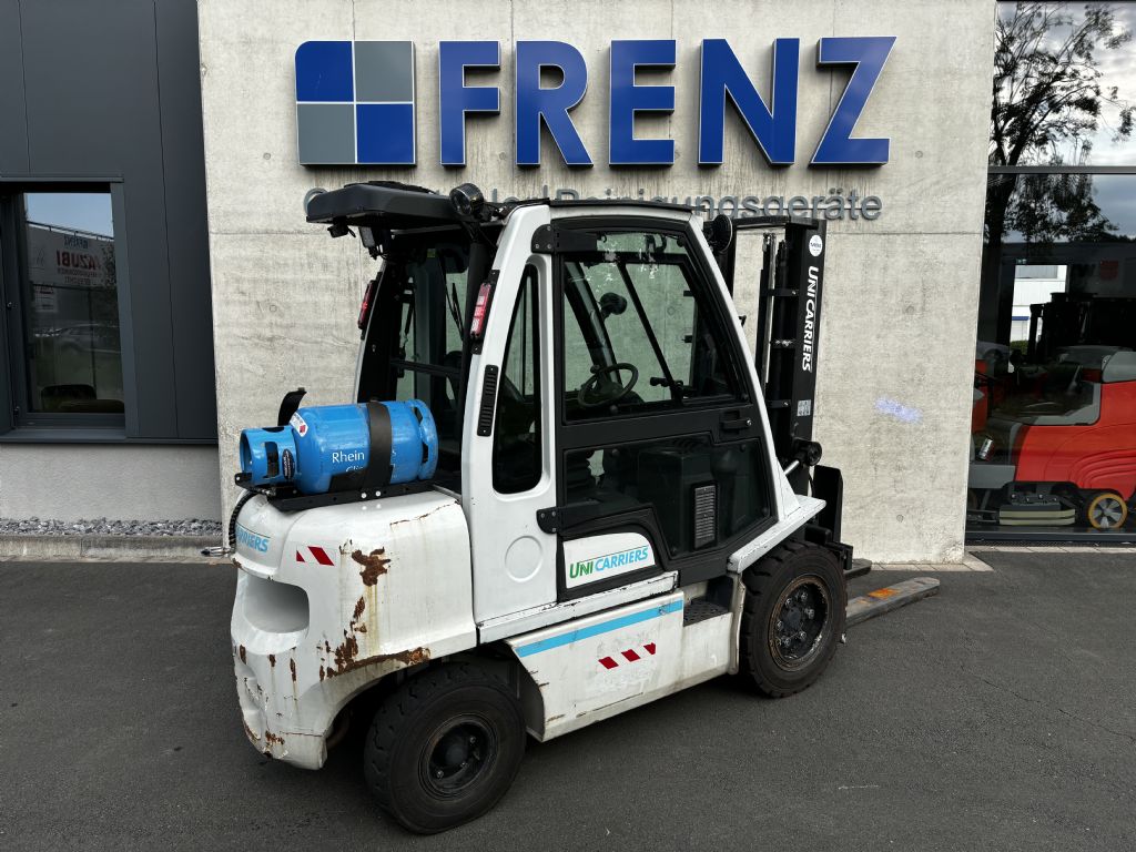 UniCarriers-UG1D2A30LQ-Treibgasstapler-www.frenz-gabelstapler.de UniCarriers-UG1D2A30LQ-Treibgasstapler-www.frenz-gabelstapler.de