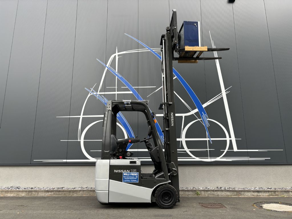Nissan-AS1N1L15Q-Elektro 3 Rad-Stapler-www.frenz-gabelstapler.de Nissan-AS1N1L15Q-Elektro 3 Rad-Stapler-www.frenz-gabelstapler.de