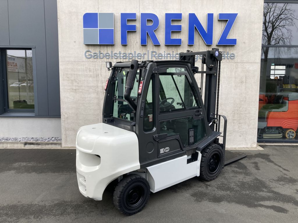 UniCarriers-YG1D2A30Q-Dieselstapler-www.frenz-gabelstapler.de UniCarriers-YG1D2A30Q-Dieselstapler-www.frenz-gabelstapler.de