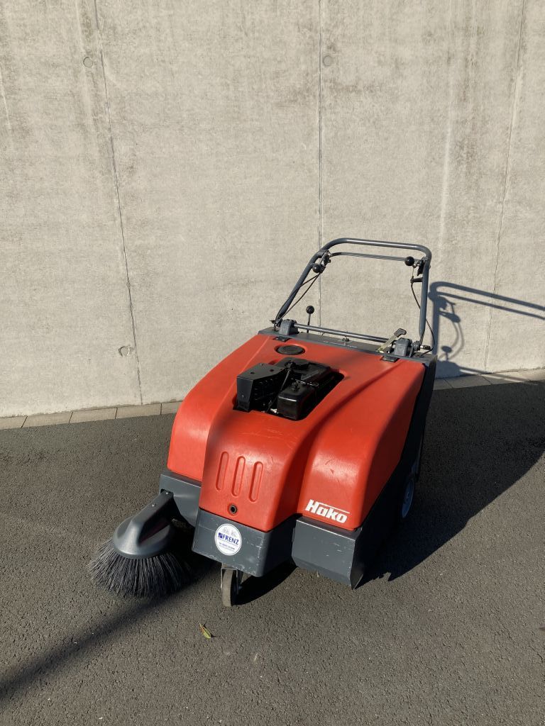 Hako-Hamster 800V-Kehrsaugmaschine-www.frenz-gabelstapler.de Hako-Hamster 800V-Kehrsaugmaschine-www.frenz-gabelstapler.de