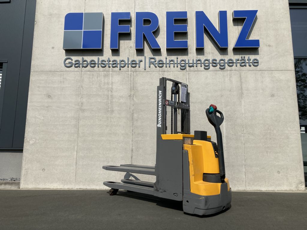 Jungheinrich-EJD220-Doppelstockstapler-www.frenz-gabelstapler.de Jungheinrich-EJD220-Doppelstockstapler-www.frenz-gabelstapler.de