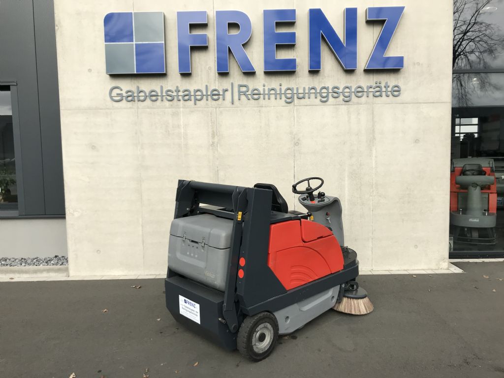 Hako-Jonas1200E-Kehrsaugmaschine-www.frenz-gabelstapler.de