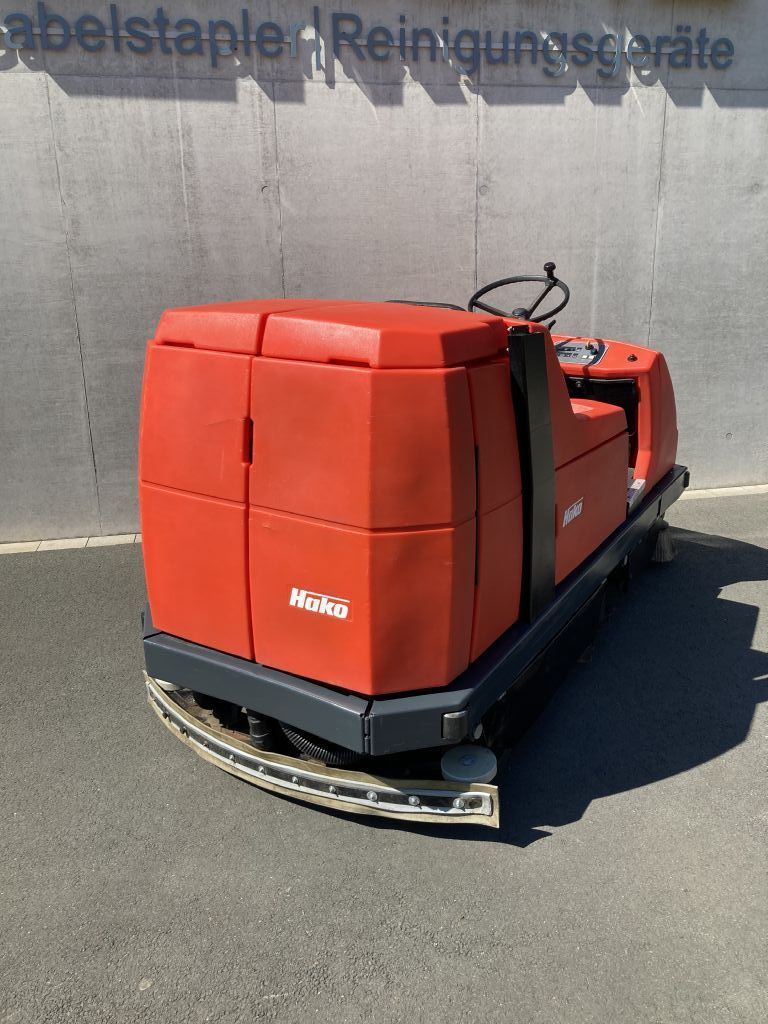 Hako-Hakomatic B1100 CL TB1230-Scheuersaugmaschine-www.frenz-gabelstapler.de Hako-Hakomatic B1100 CL TB1230-Scheuersaugmaschine-www.frenz-gabelstapler.de