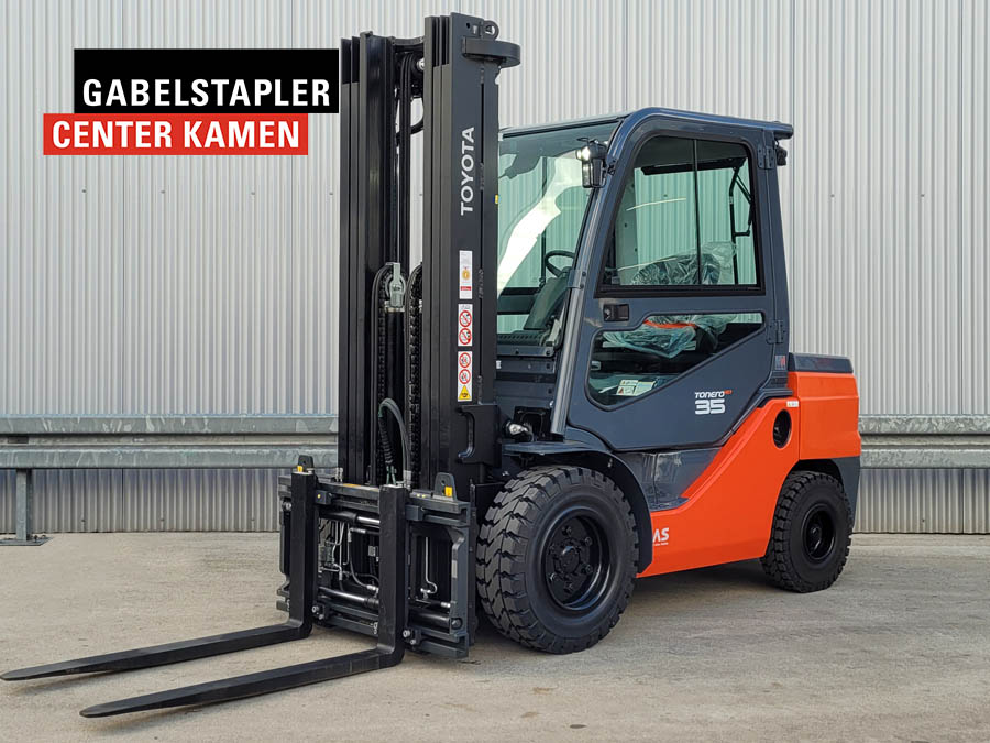 Toyota 56-8FDJ35F Dieselstapler www.gabelstapler-center.de
