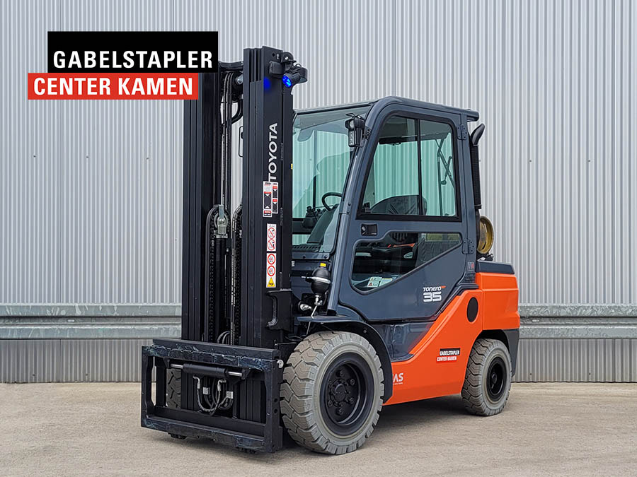 Toyota 06-8FGJ35FHST Treibgasstapler www.gabelstapler-center.de