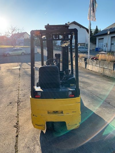 OM EU3/15 Elektro 3 Rad-Stapler gfg-gabelstapler.de