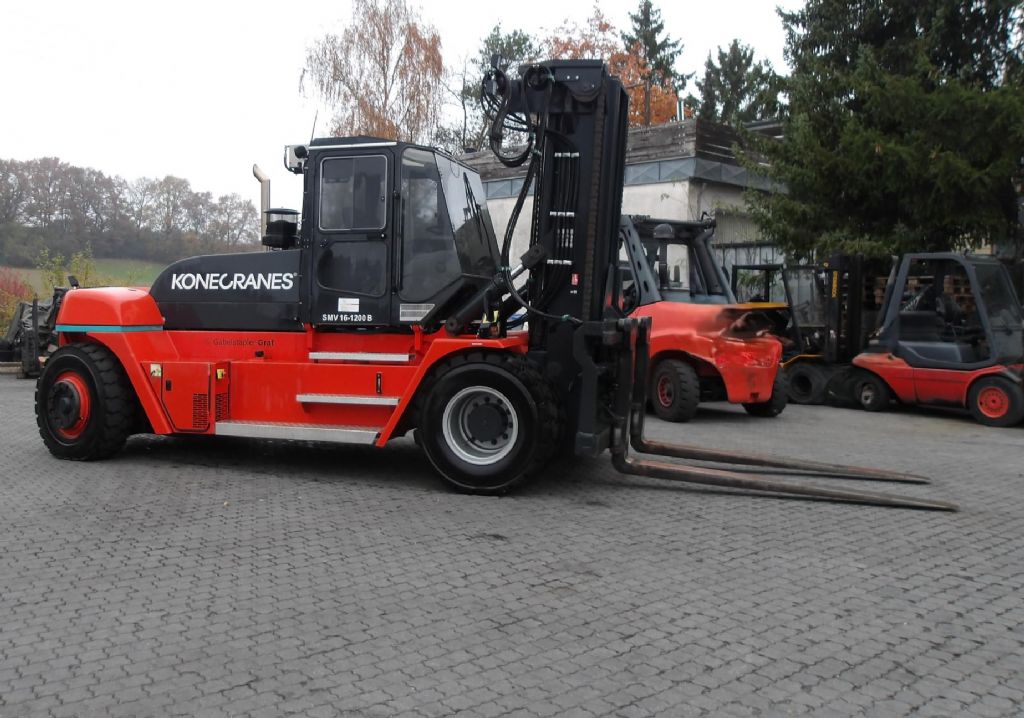 Konecranes-SMV16-1200B-Dieselstapler www.gabelstapler-graf.de
