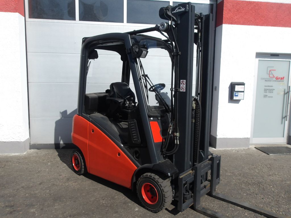 Linde-H18D-01-Dieselstapler www.gabelstapler-graf.de