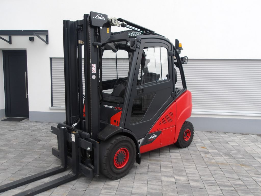 Linde-H30D-Dieselstapler www.gabelstapler-graf.de