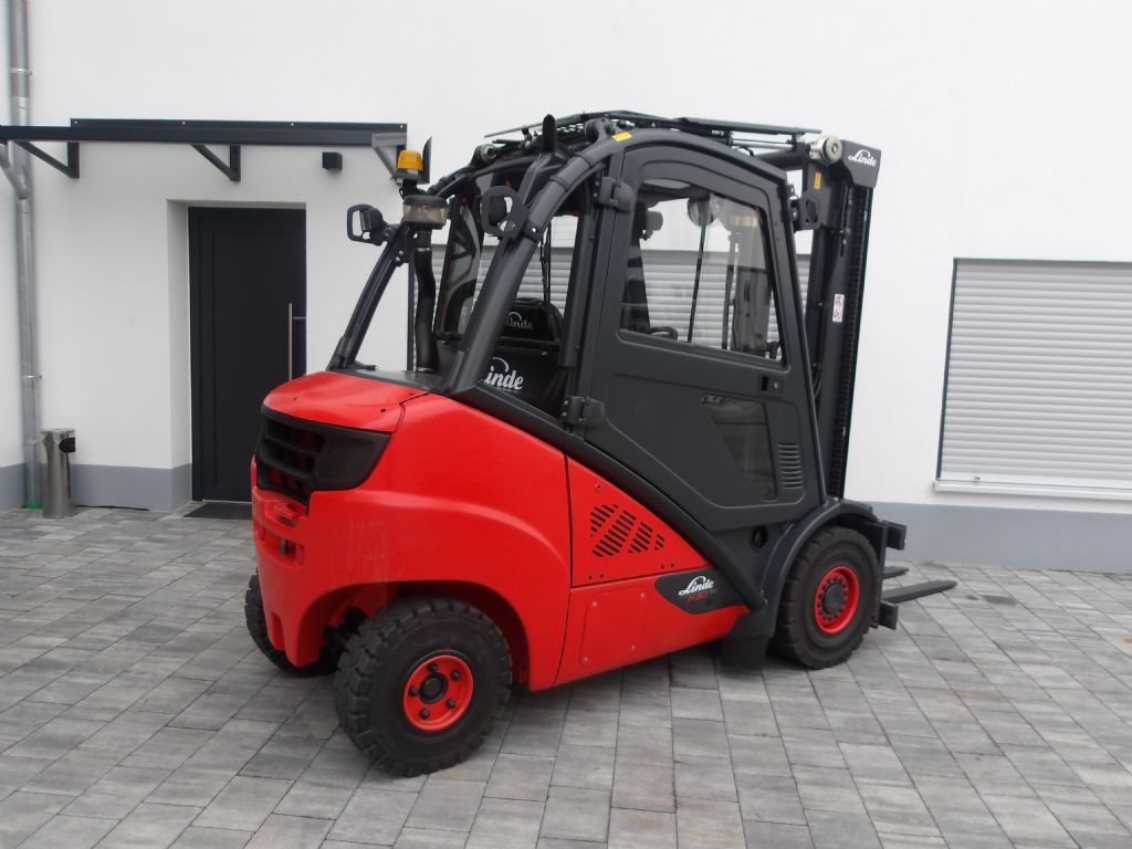 Linde-H30D-Dieselstapler www.gabelstapler-graf.de