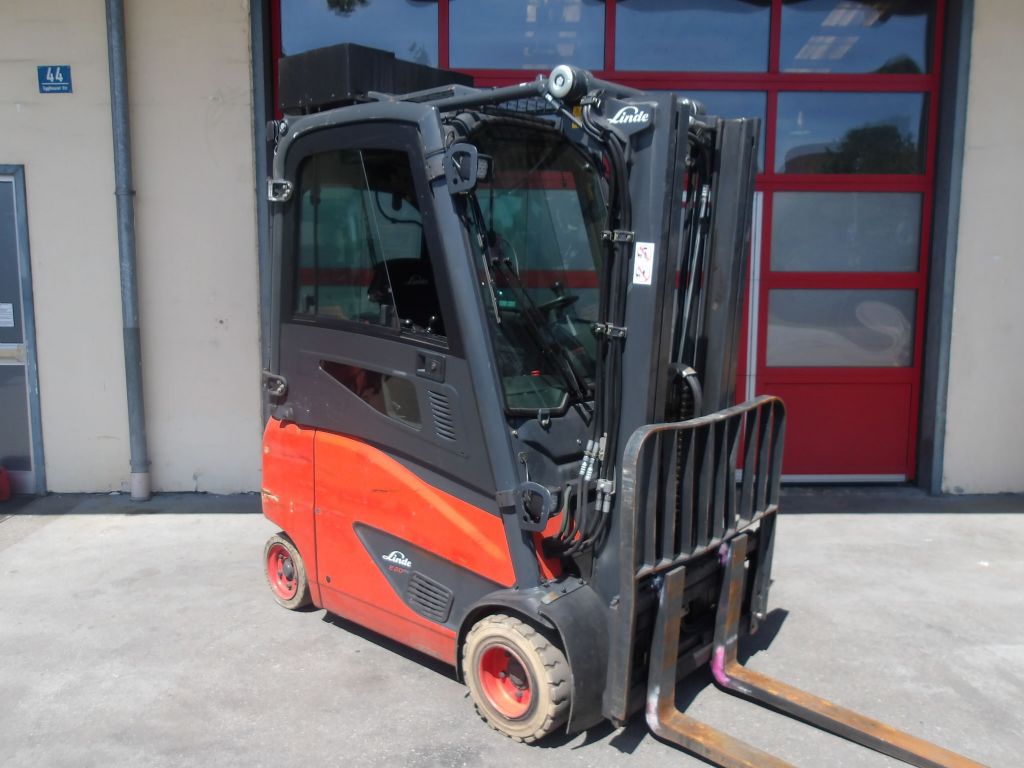 Linde-E20PH-02-Elektro 4 Rad-Stapler www.gabelstapler-graf.de