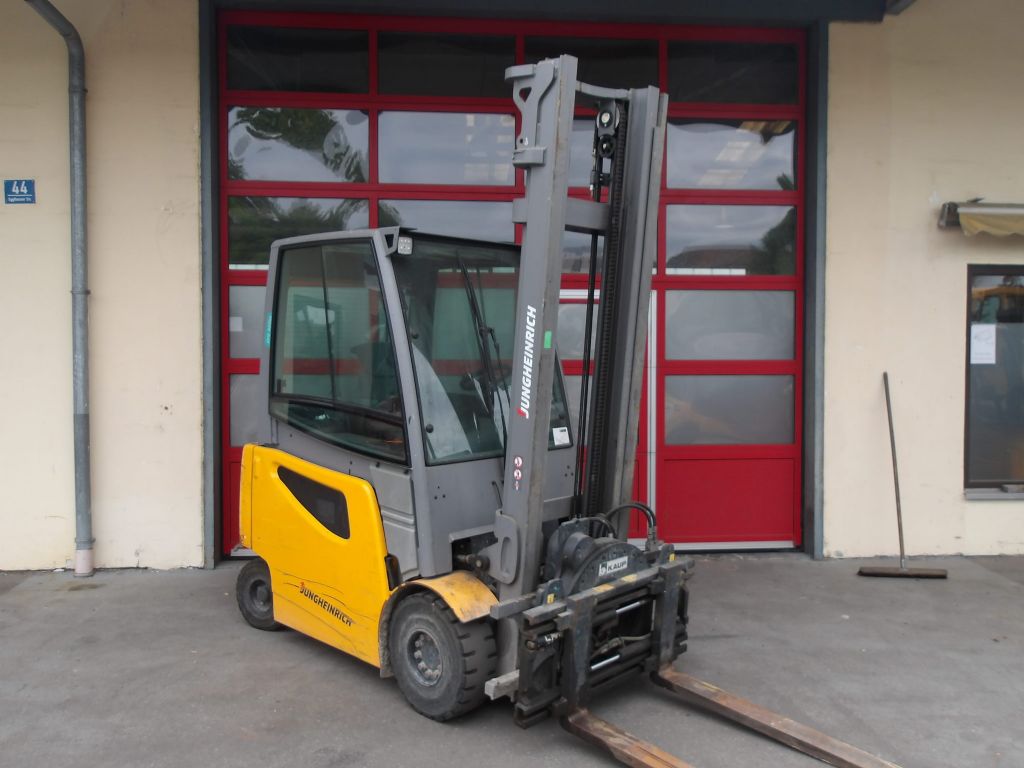 Jungheinrich-EFG425-Elektro 4 Rad-Stapler www.gabelstapler-graf.de