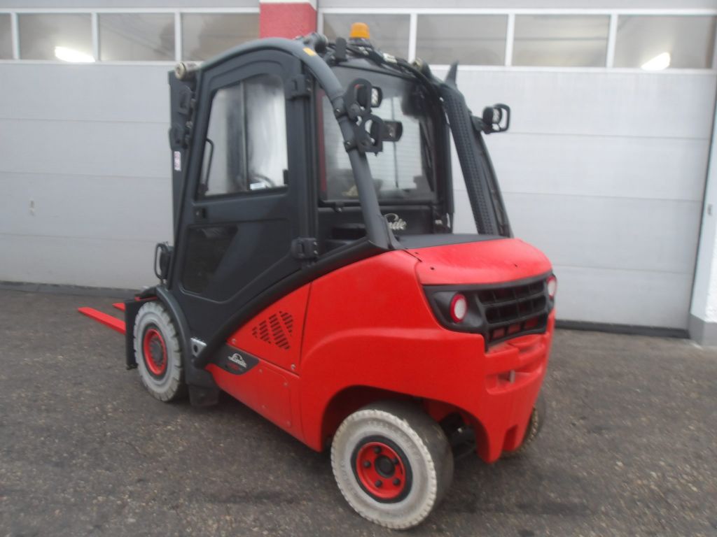 Linde-H30D-Dieselstapler www.gabelstapler-graf.de