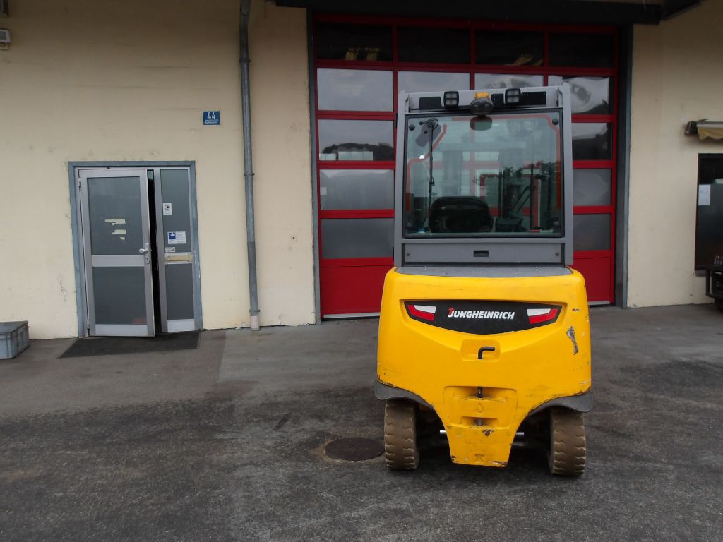 Jungheinrich-EFG 535ks-Elektro 4 Rad-Stapler www.gabelstapler-graf.de