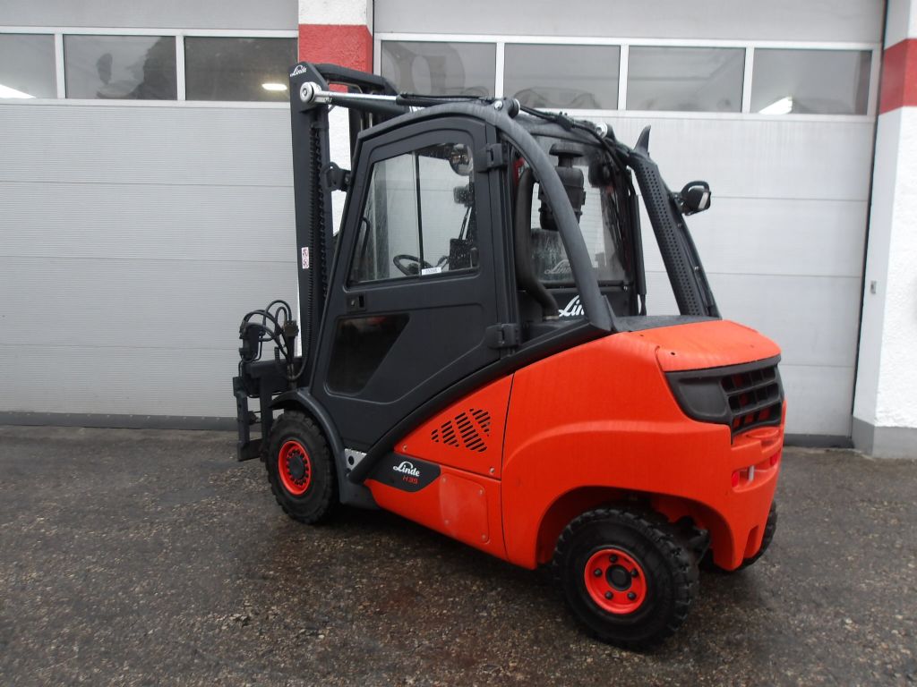 Linde-H35D-02-Dieselstapler www.gabelstapler-graf.de
