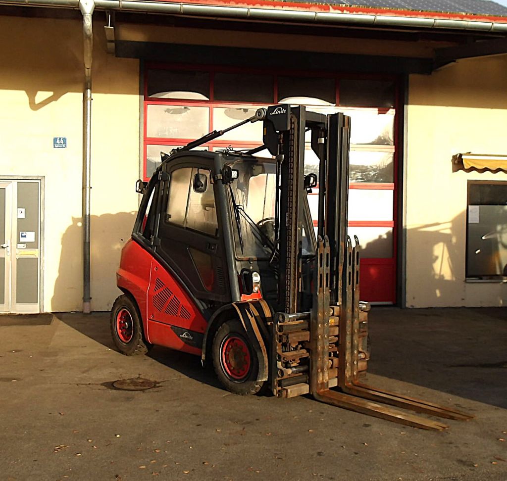 Linde-H40D-02-Diesel Forklift www.gabelstapler-graf.de