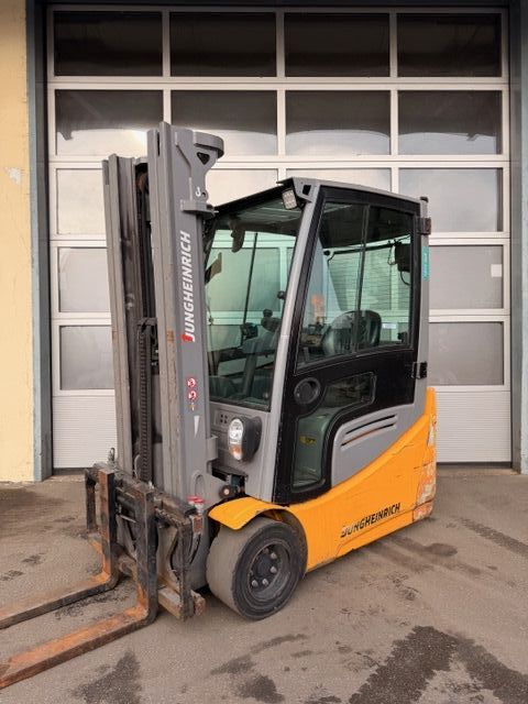 Jungheinrich-EFG 218k-Elektro 3 Rad-Stapler www.gabelstapler-graf.de