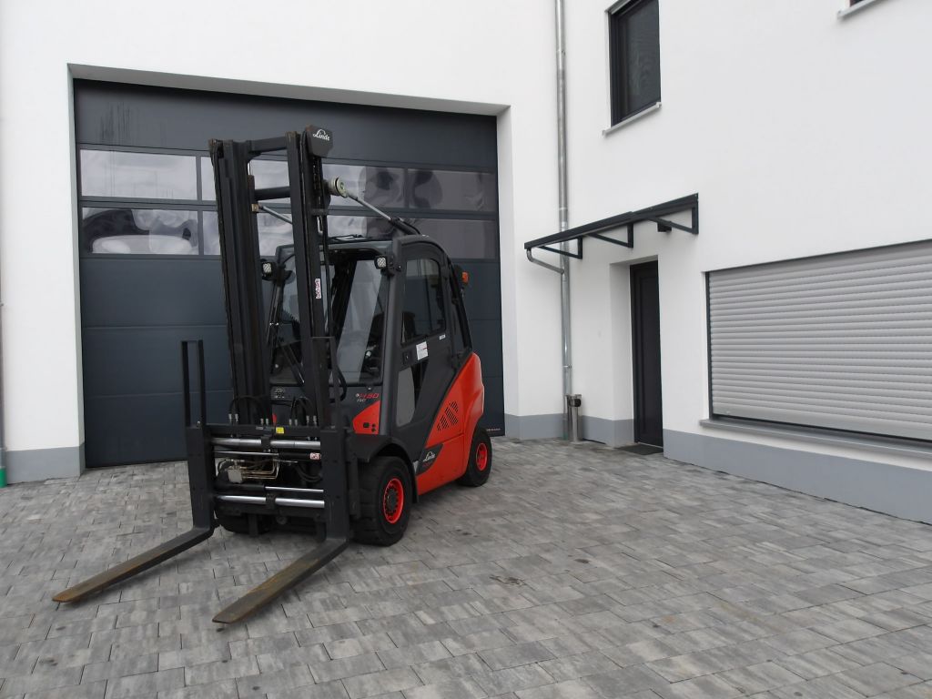 Linde-H30D-Dieselstapler www.gabelstapler-graf.de