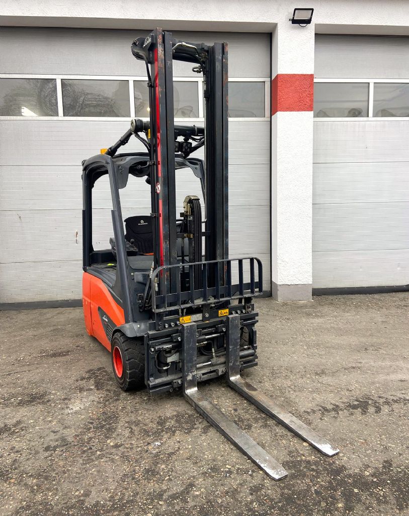 Linde-E18-02-Electric 3-wheel forklift www.gabelstapler-graf.de
