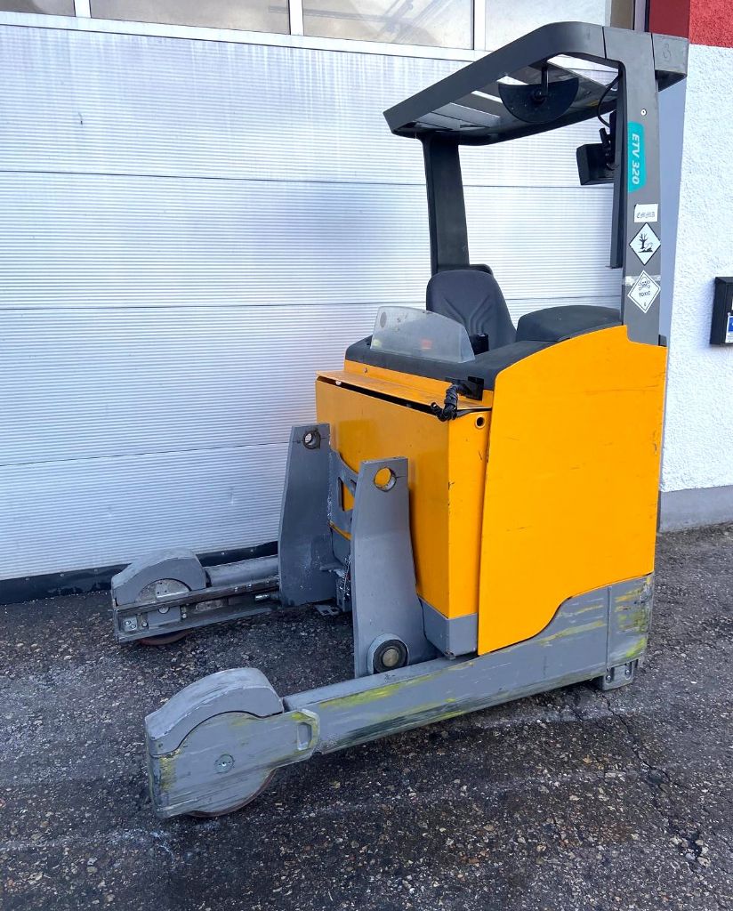 Jungheinrich-ETV320-Schubmaststapler www.gabelstapler-graf.de