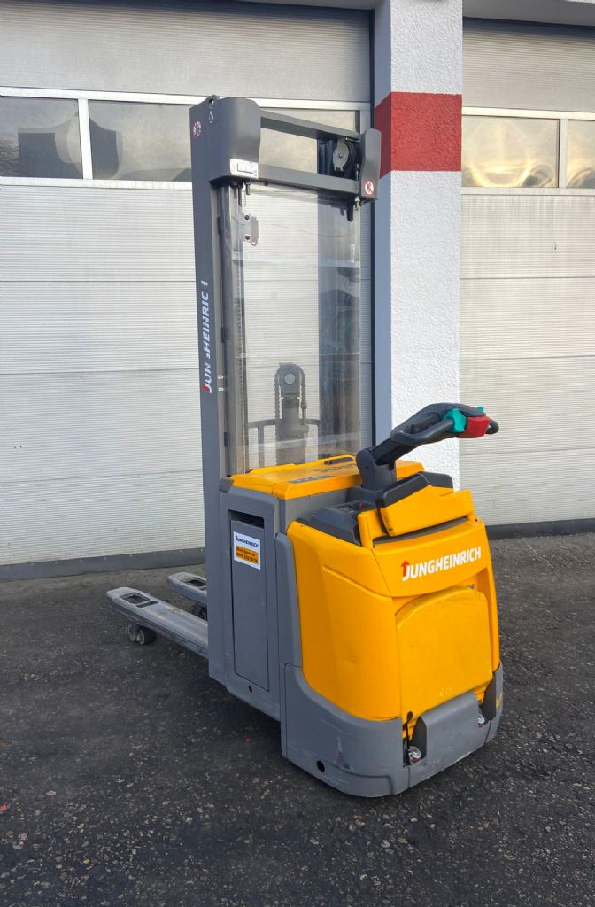 Jungheinrich-ERC 216z-High Lift stacker www.gabelstapler-graf.de