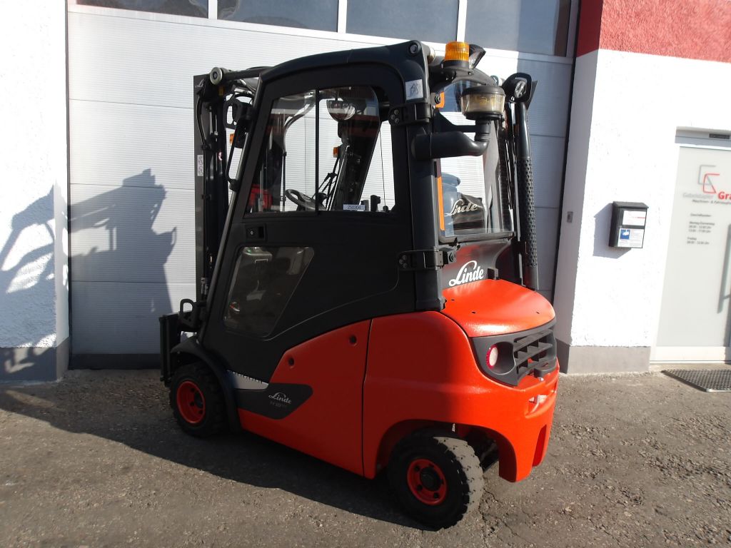 Linde-H18D-01-Dieselstapler www.gabelstapler-graf.de