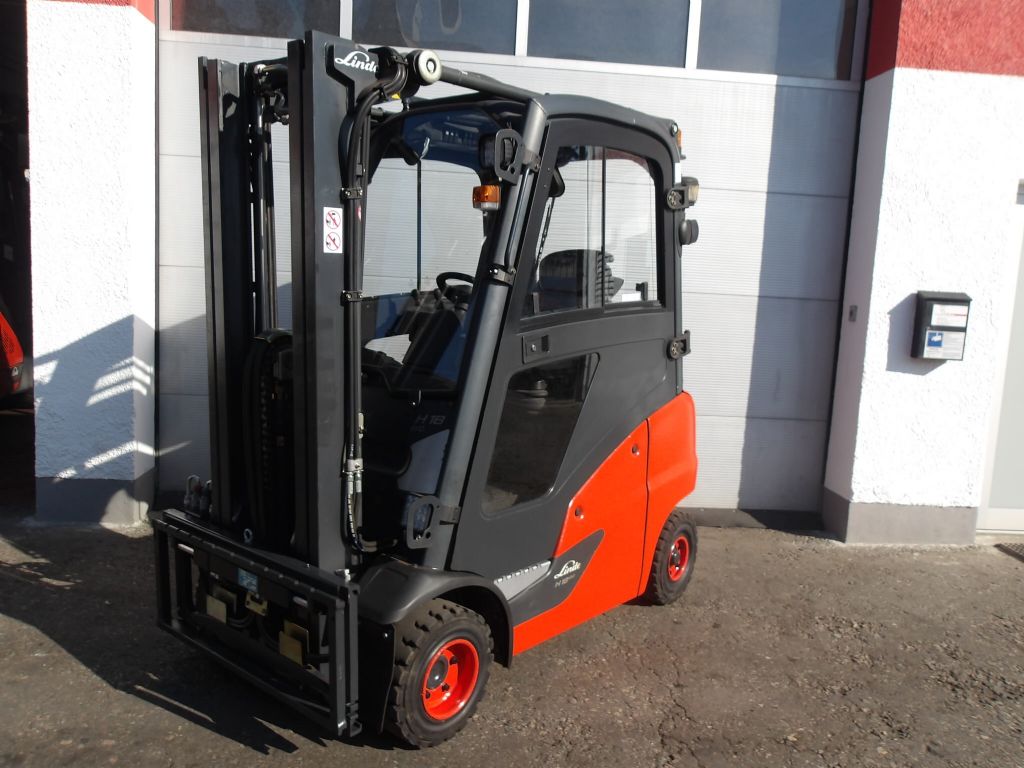 Linde-H18D-01-Dieselstapler www.gabelstapler-graf.de