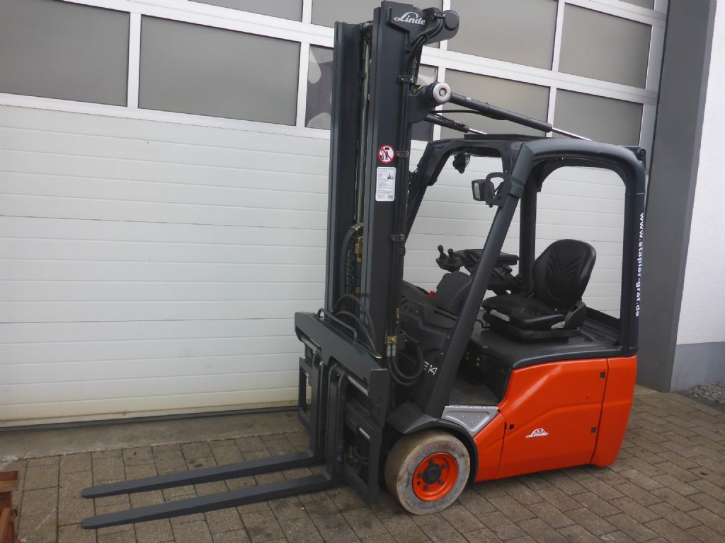 Linde-E14-Elektro 3 Rad-Stapler-www.stapler-graf.de