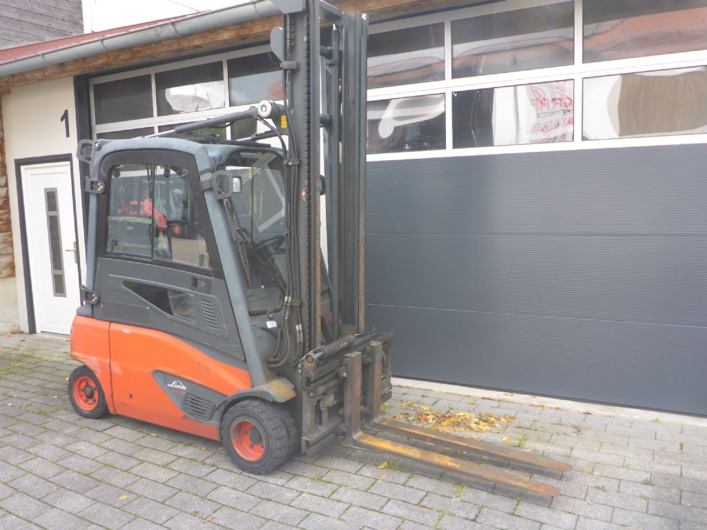 Linde-E20 PL-Elektro 4 Rad-Stapler-www.stapler-graf.de