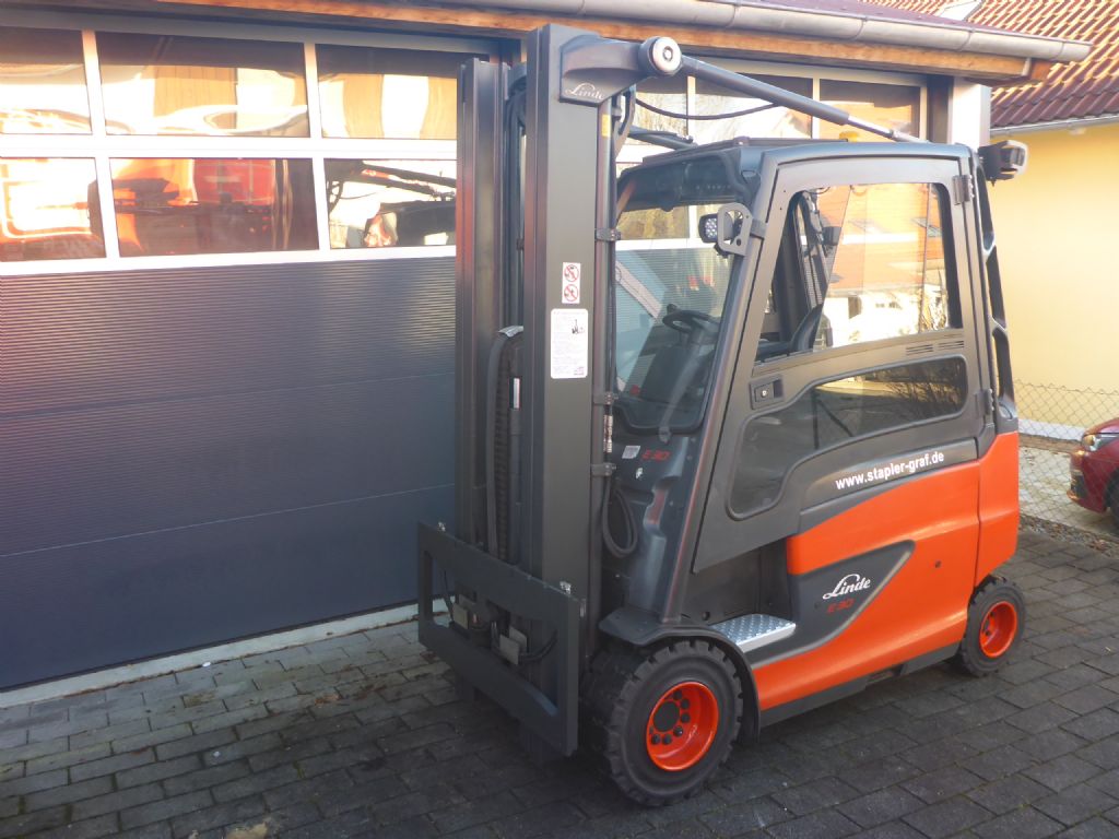 Linde-E30 HL-01/600-Elektro 4 Rad-Stapler-www.stapler-graf.de