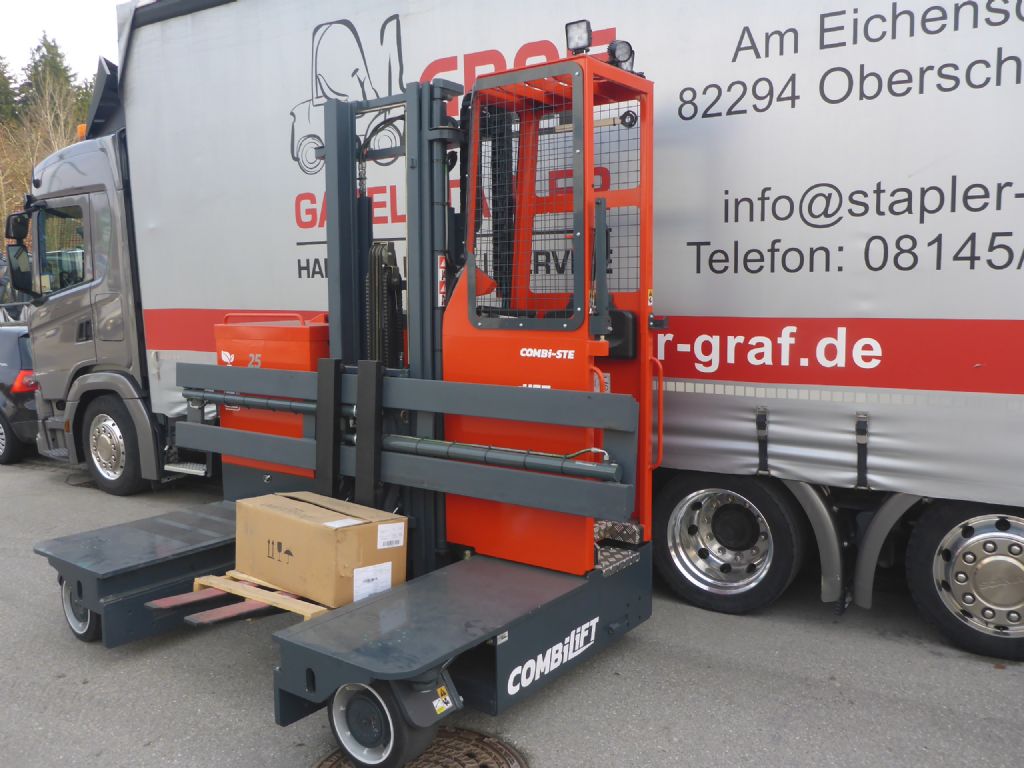 Combilift-C2500 STE-Vierwege Seitenstapler-www.stapler-graf.de