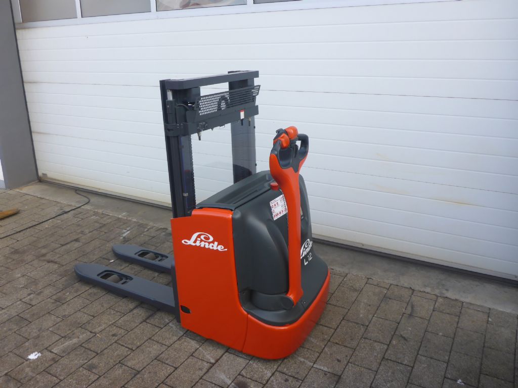 Linde-L12 i-Hochhubwagen-www.stapler-graf.de