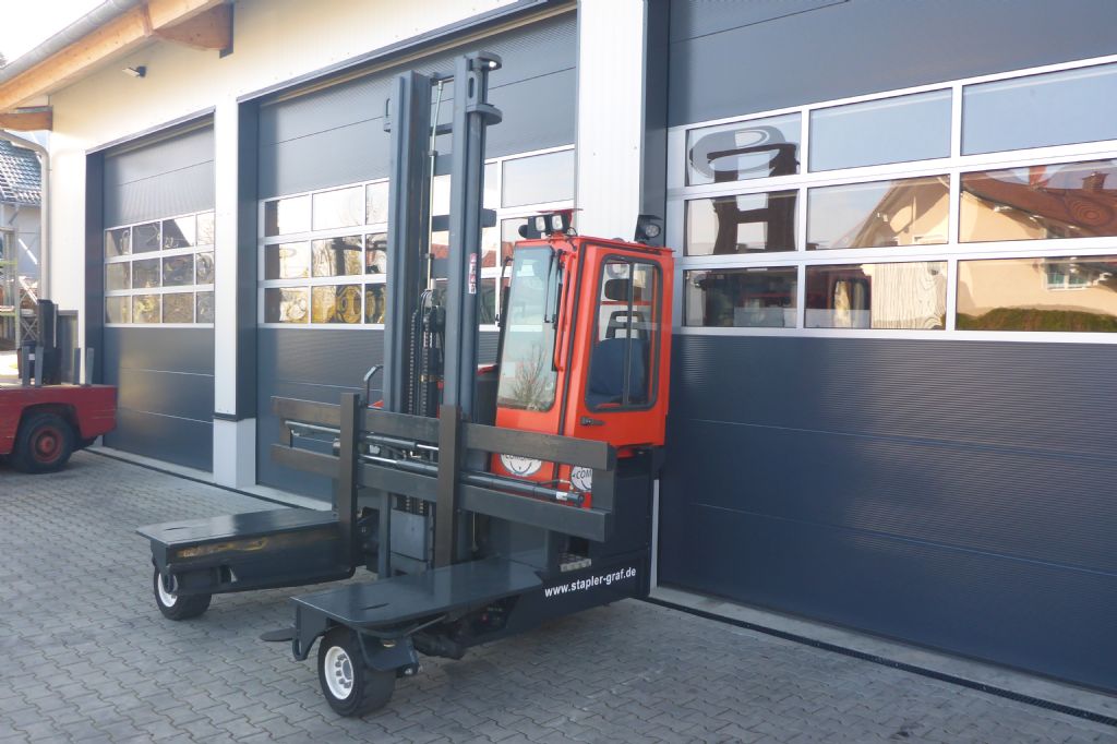 Combilift-C4000-Vierwege Seitenstapler-www.stapler-graf.de