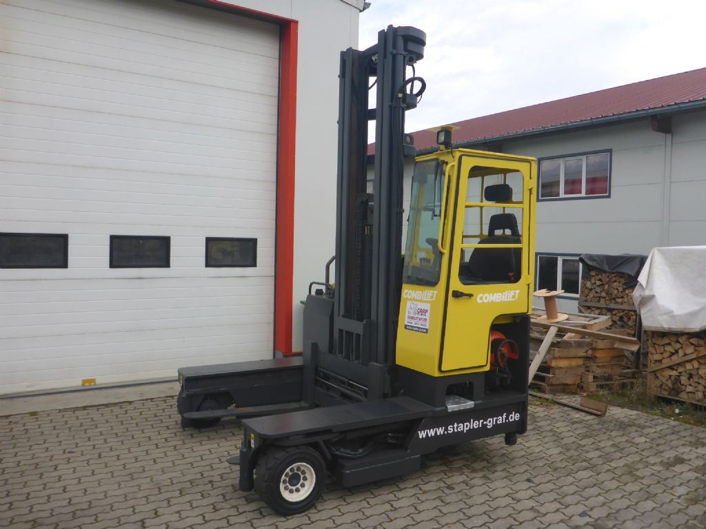 Combilift-C4000-Vierwege Seitenstapler-www.stapler-graf.de