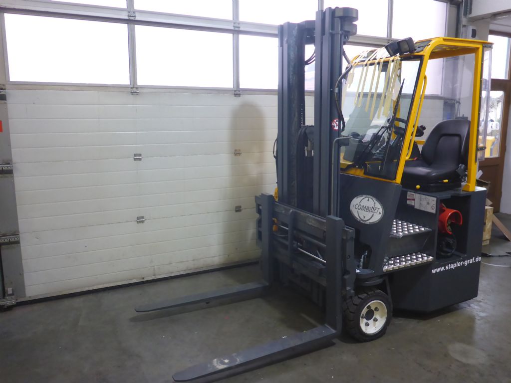 Combilift-C3000-Vierwege Seitenstapler-www.stapler-graf.de