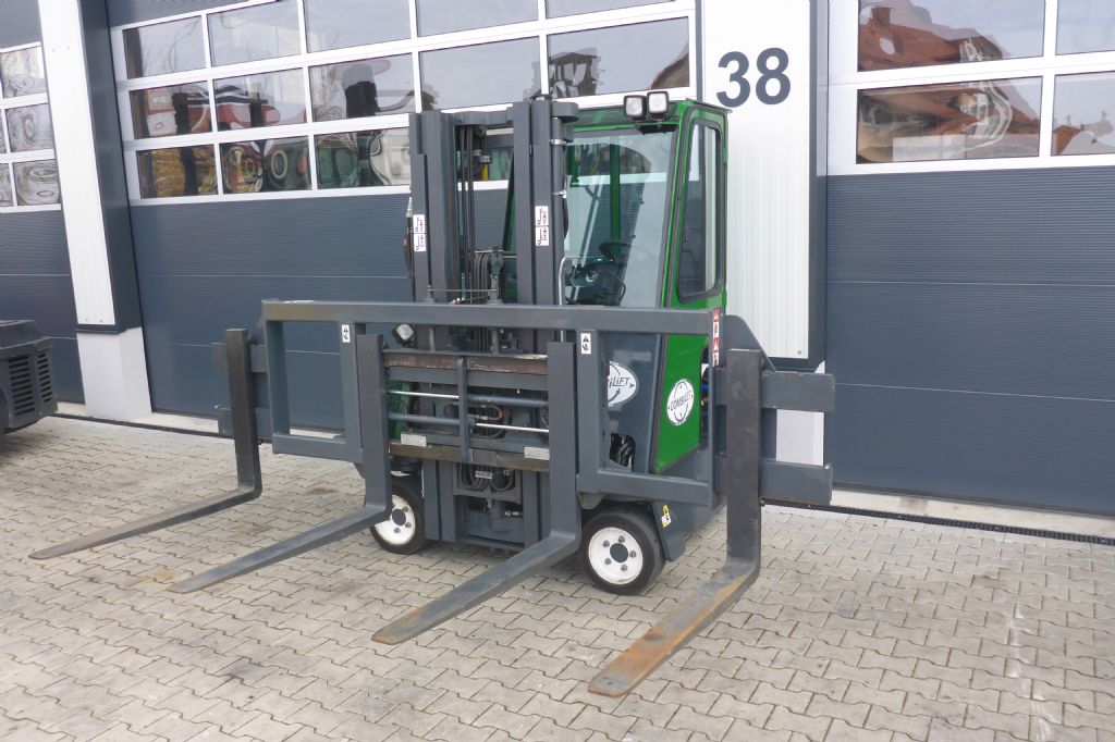 Combilift-C3000-Vierwege Seitenstapler-www.stapler-graf.de