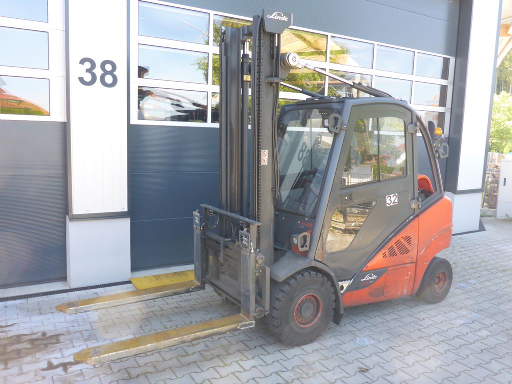 Linde-H25 T-Treibgasstapler-www.stapler-graf.de