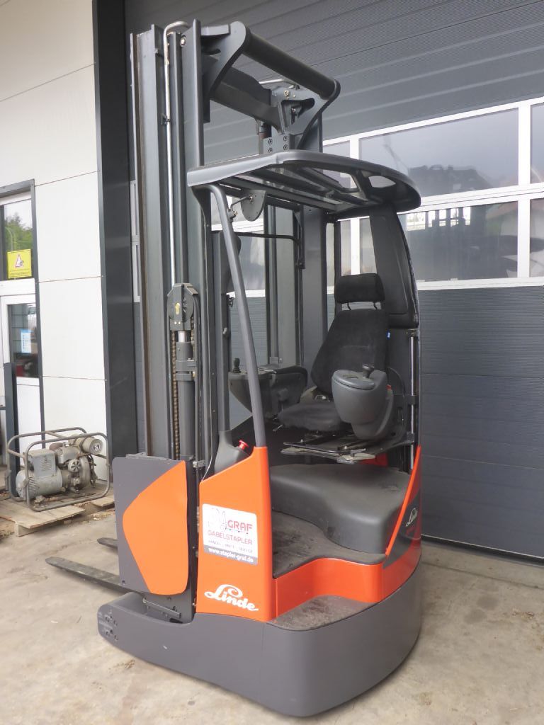 Linde-R14X-Schubmaststapler-www.stapler-graf.de