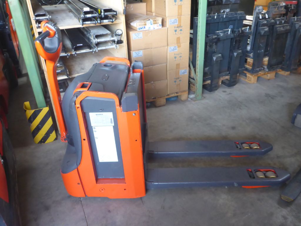 Linde-T16L-Niederhubwagen-www.stapler-graf.de